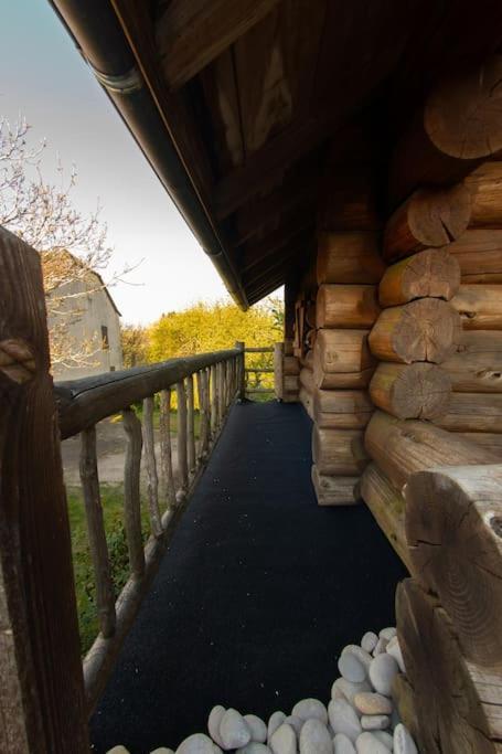 La Cabane Des Colibris Rieupeyroux  Exterior foto